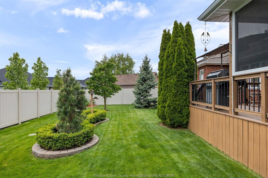 26 Marshwoods Boulevard, Kingsville, ON