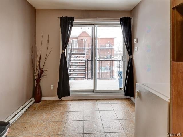 Dinette - 66 Rue Daguerre, Candiac, QC - Indoor Photo Showing Other Room