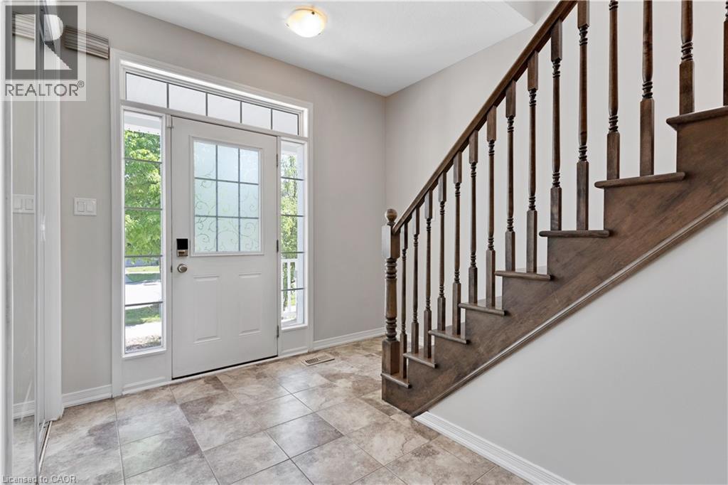 290 Apple Hill Crescent, Kitchener, ON - Indoor Photo Showing Other Room