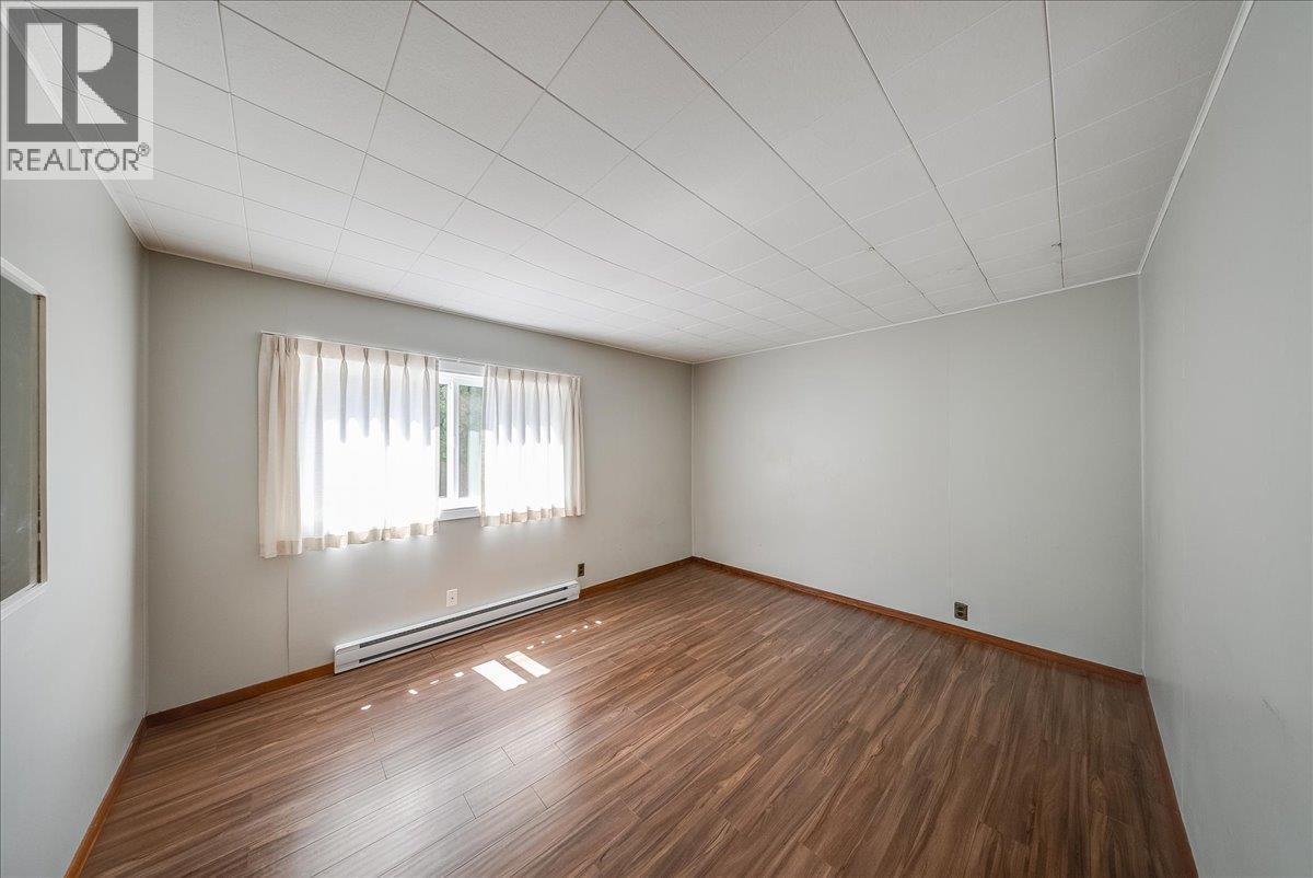 1338 Third Avenue, Trail, BC - Indoor Photo Showing Other Room