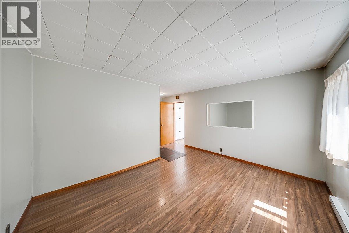 1338 Third Avenue, Trail, BC - Indoor Photo Showing Other Room
