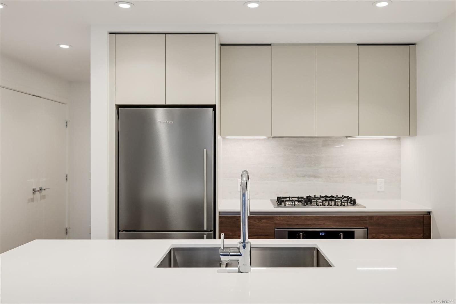#204-363 Tyee Rd, Victoria, BC - Indoor Photo Showing Kitchen With Double Sink With Upgraded Kitchen