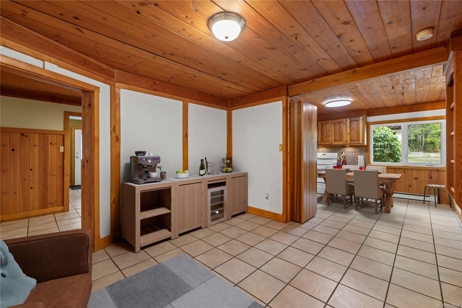 550 Corcan Rd, Qualicum Beach, BC