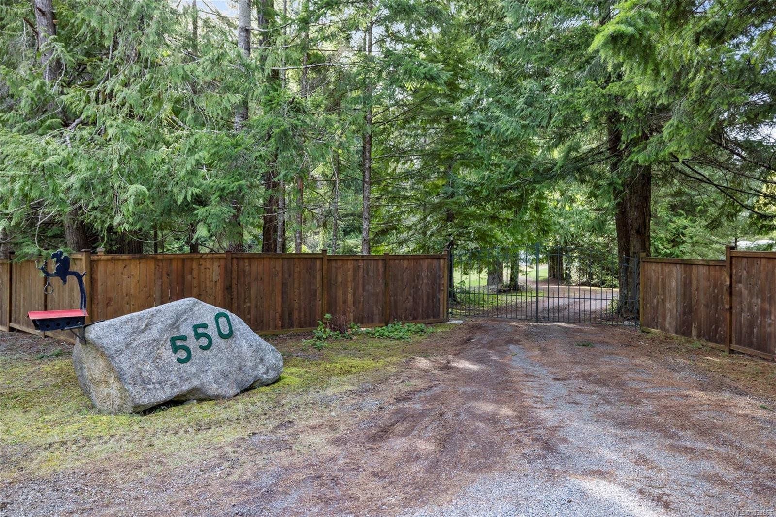 550 Corcan Rd, Qualicum Beach, BC