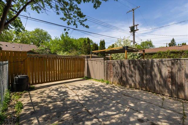 243 Niagara St, Winnipeg, MB