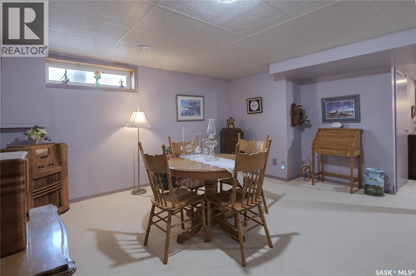 105 Sargent Crescent, Lake Diefenbaker, SK - Indoor Photo Showing Dining Room