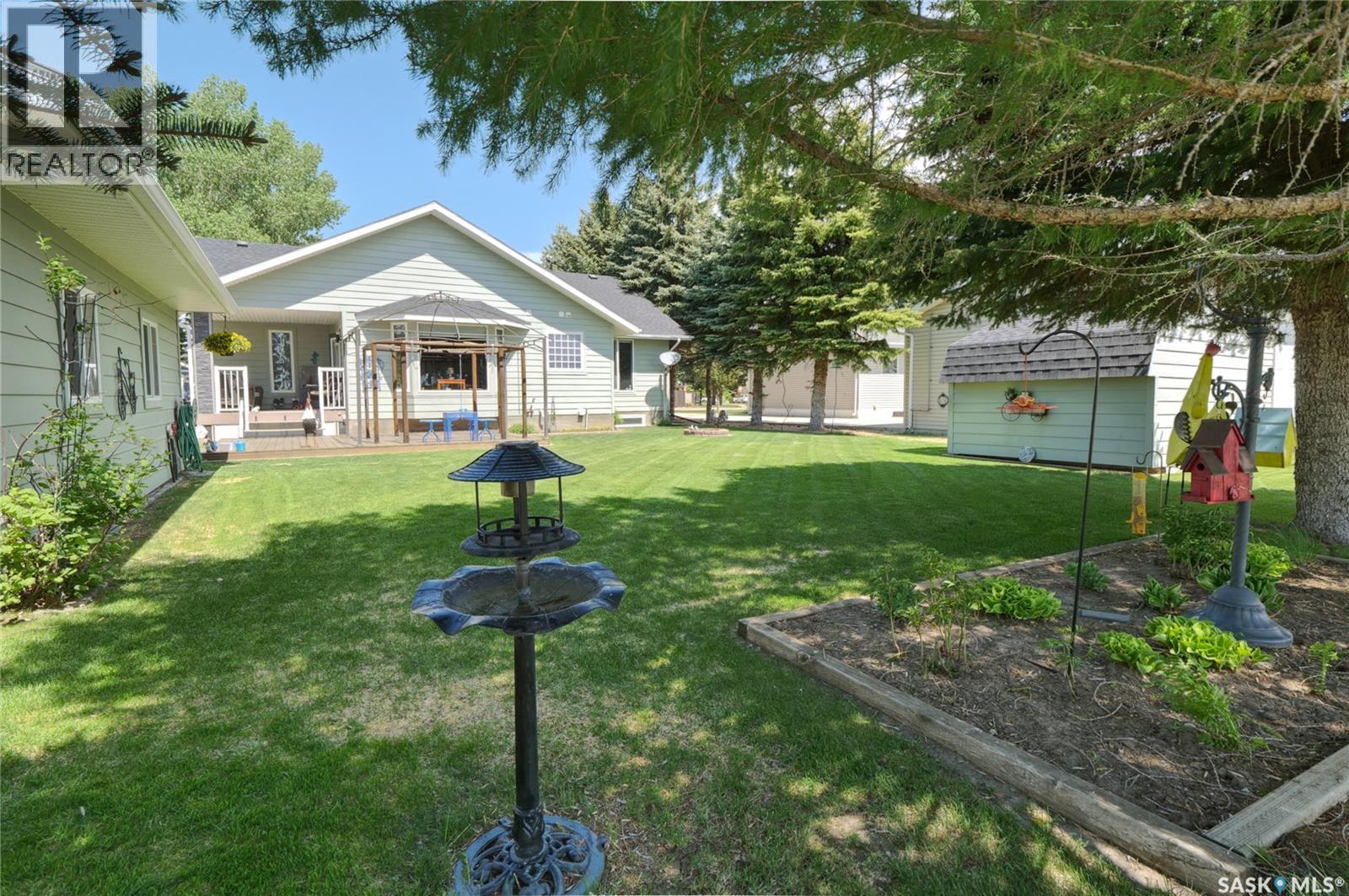 105 Sargent Crescent, Lake Diefenbaker, SK - Outdoor With Deck Patio Veranda