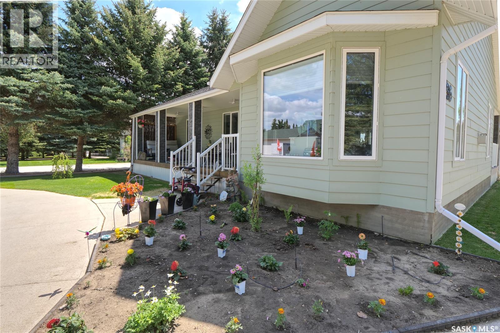 105 Sargent Crescent, Lake Diefenbaker, SK - Outdoor With Deck Patio Veranda