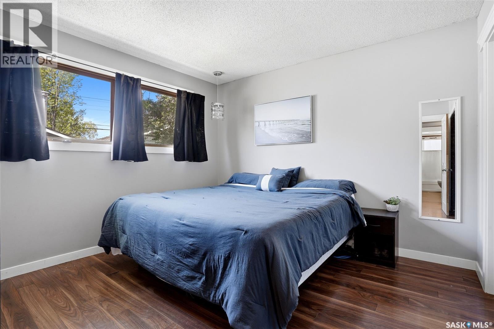 810 Princess Street, Regina, SK - Indoor Photo Showing Bedroom