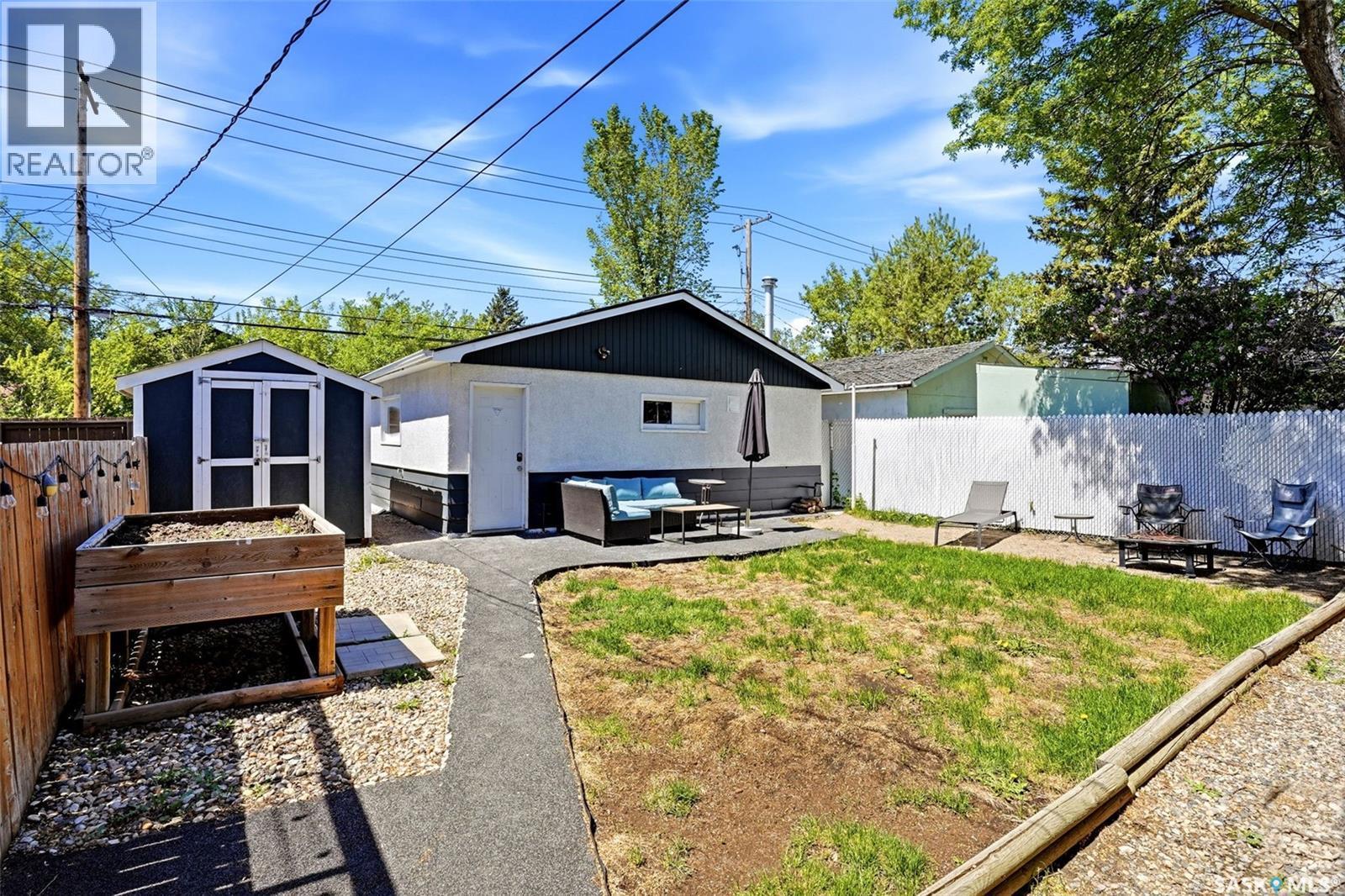 810 Princess Street, Regina, SK - Outdoor