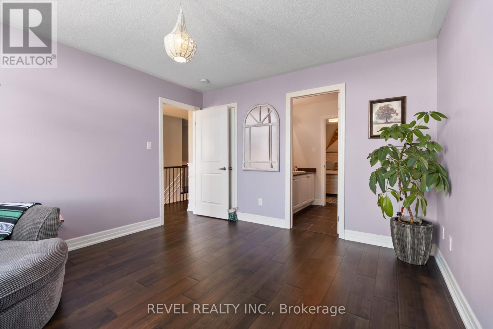 74 Mount Crescent, Essa, ON - Indoor
