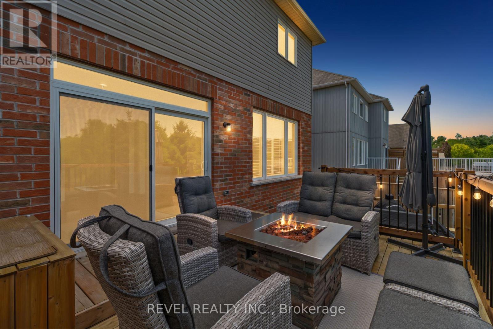 74 Mount Crescent, Essa, ON - Outdoor With Deck Patio Veranda With Exterior