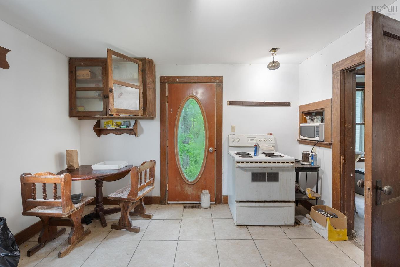 9596 Highway 8, Caledonia, NS