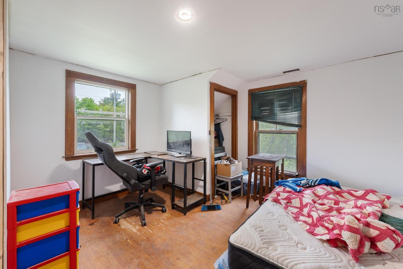 9596 Highway 8, Caledonia, NS