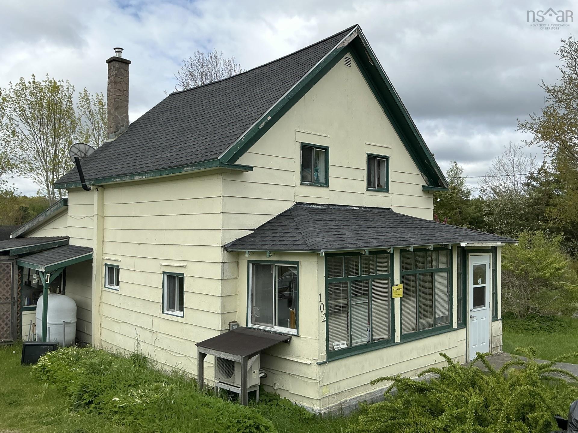 102 Highway 8, Milton, NS