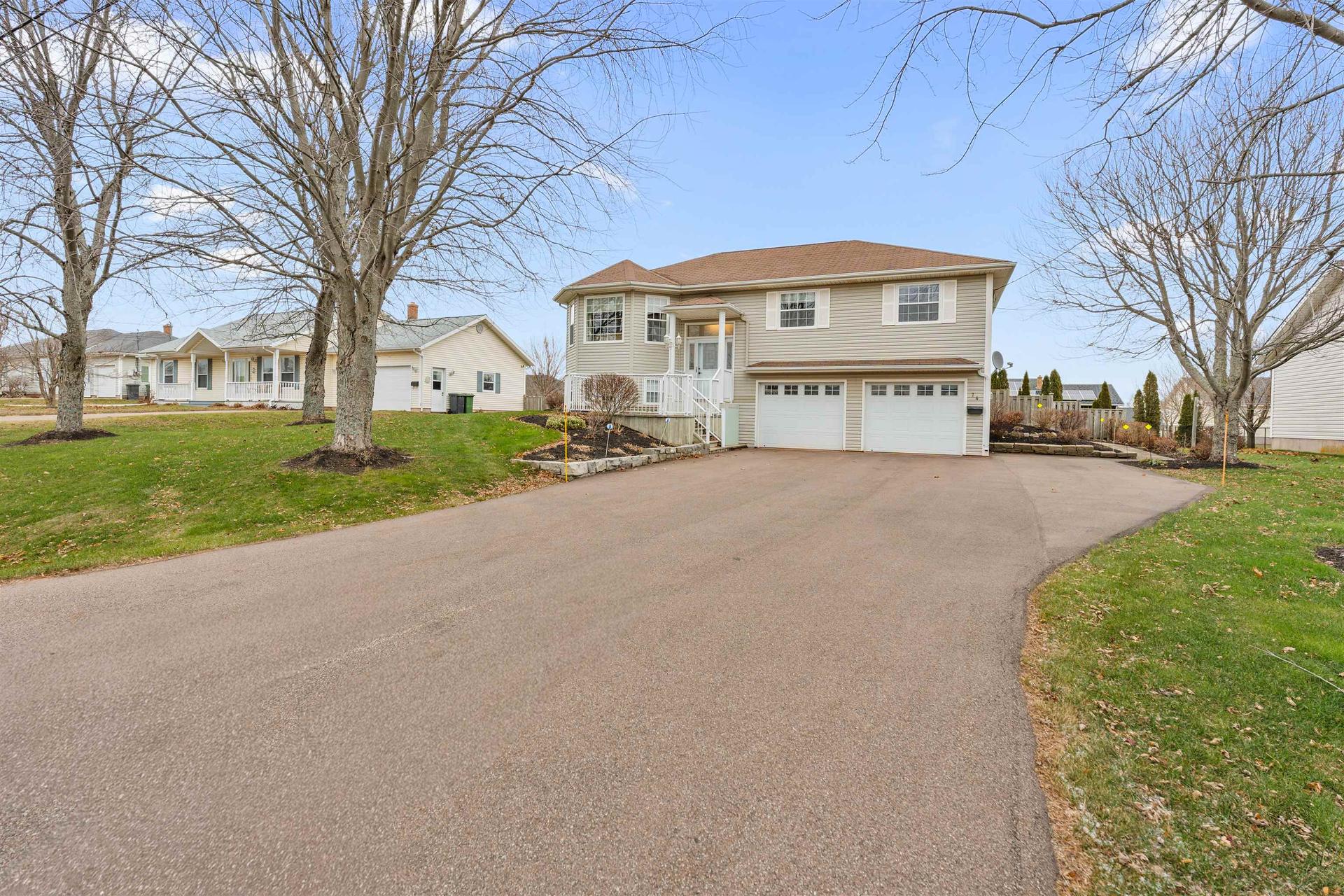 74 Hillside Avenue, Summerside, PE
