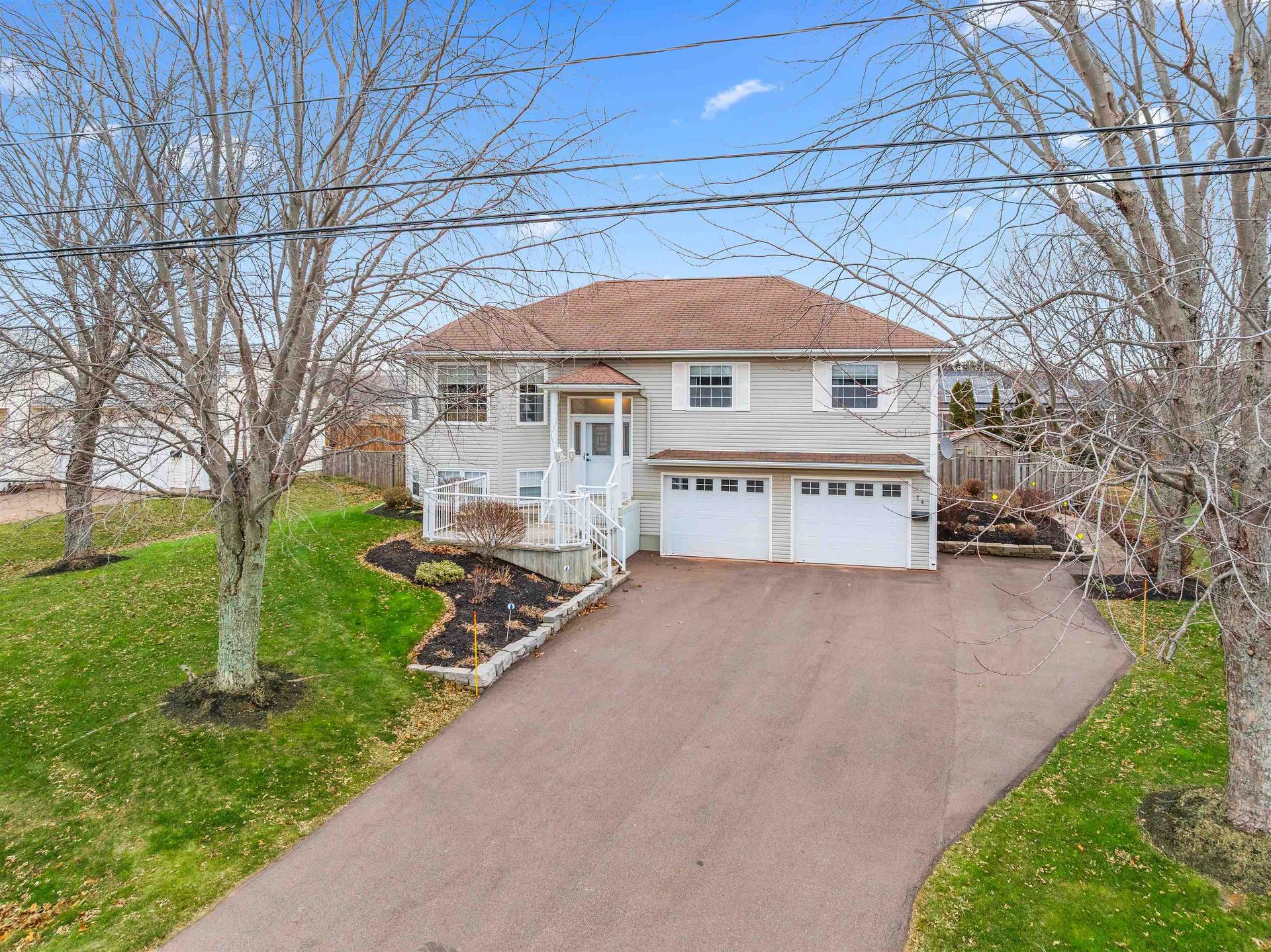 74 Hillside Avenue, Summerside, PE