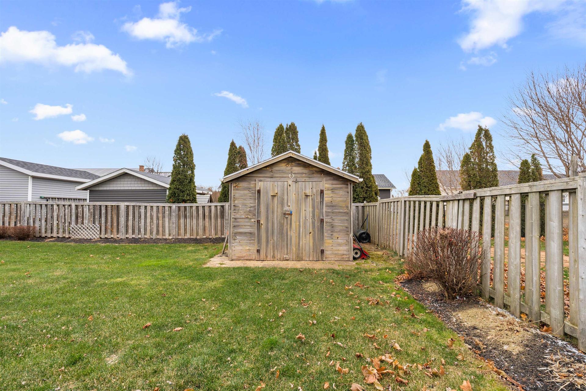 74 Hillside Avenue, Summerside, PE