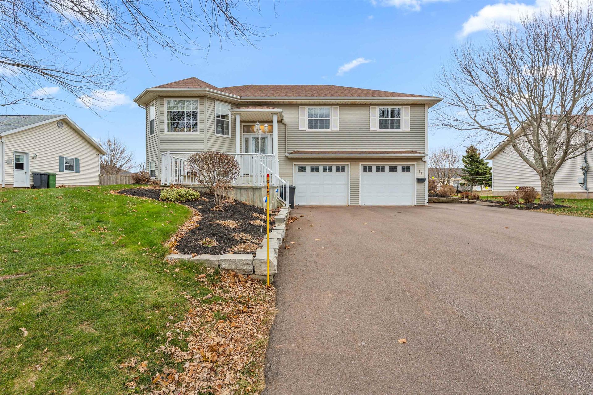 74 Hillside Avenue, Summerside, PE