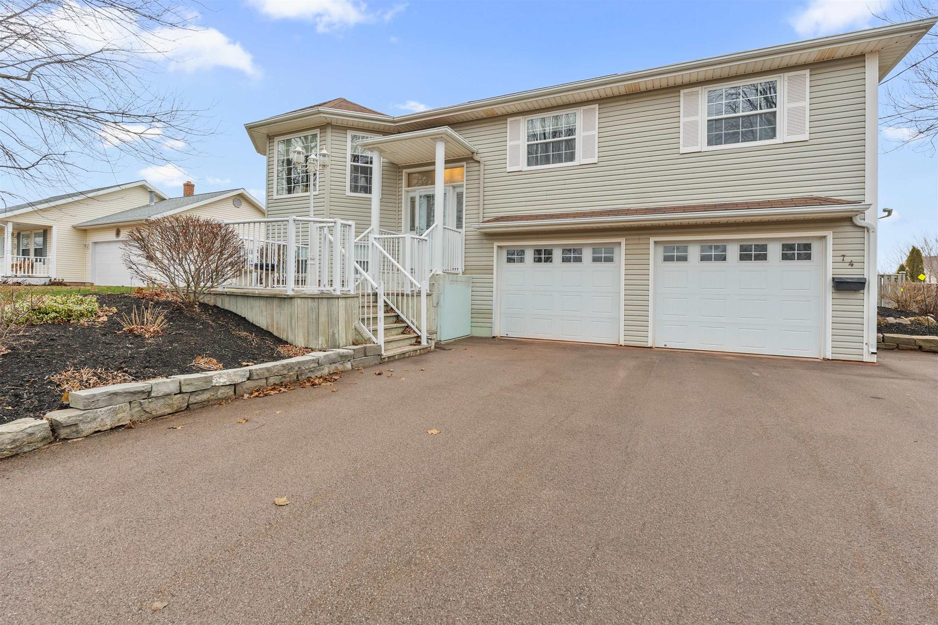 74 Hillside Avenue, Summerside, PE