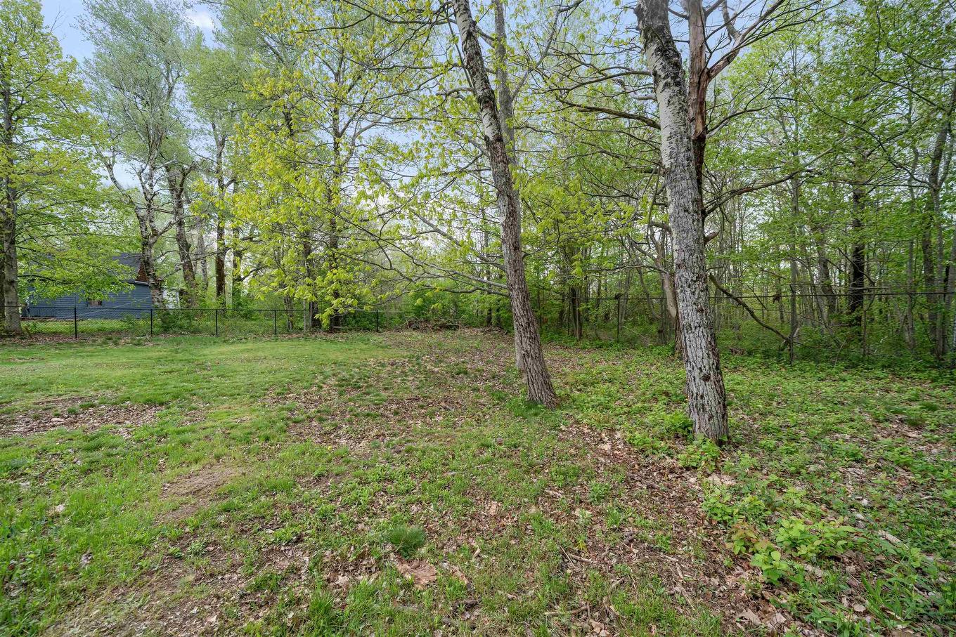 15 Mcdougal Street, Springhill, NS