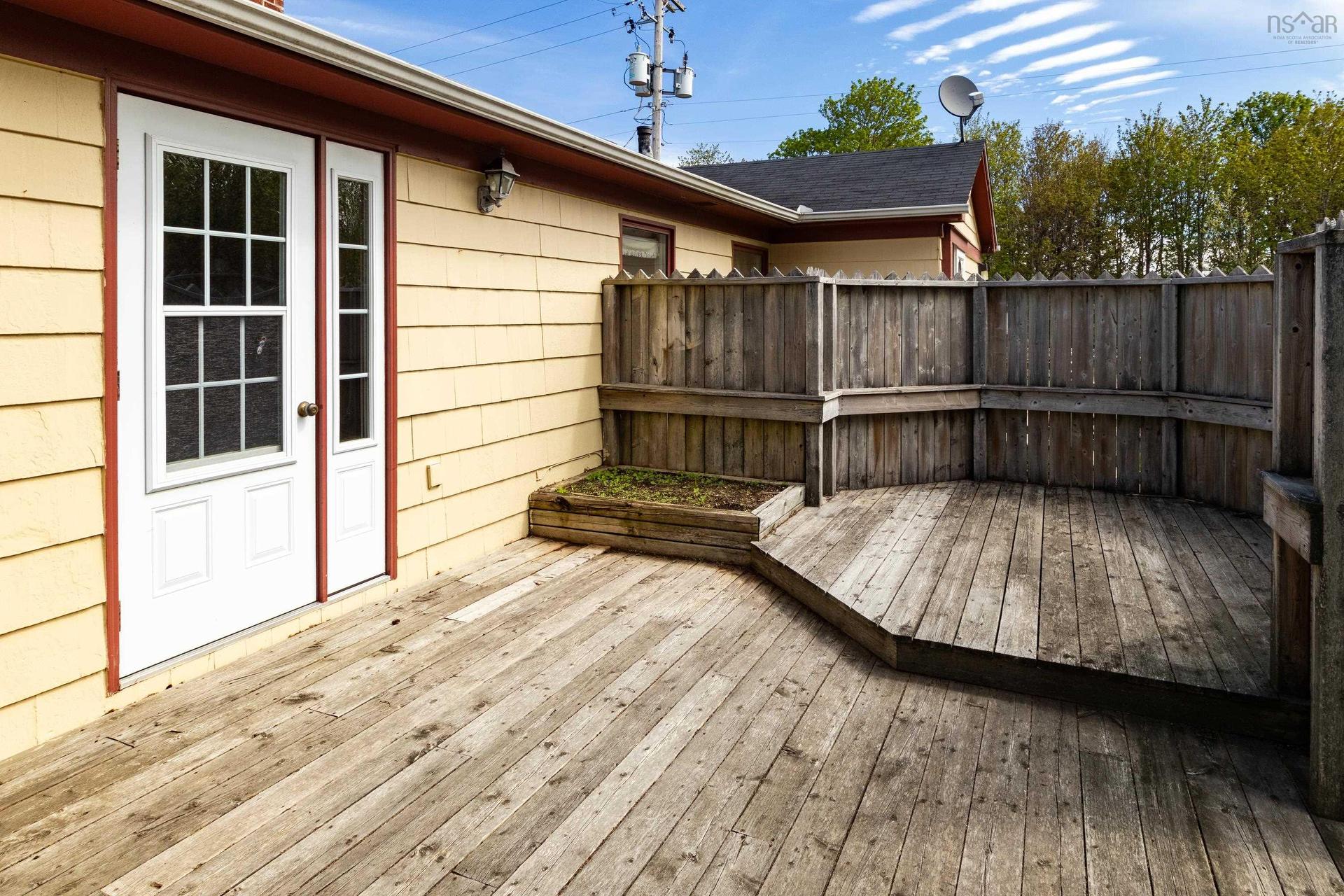 8370 Highway 1, Meteghan, NS