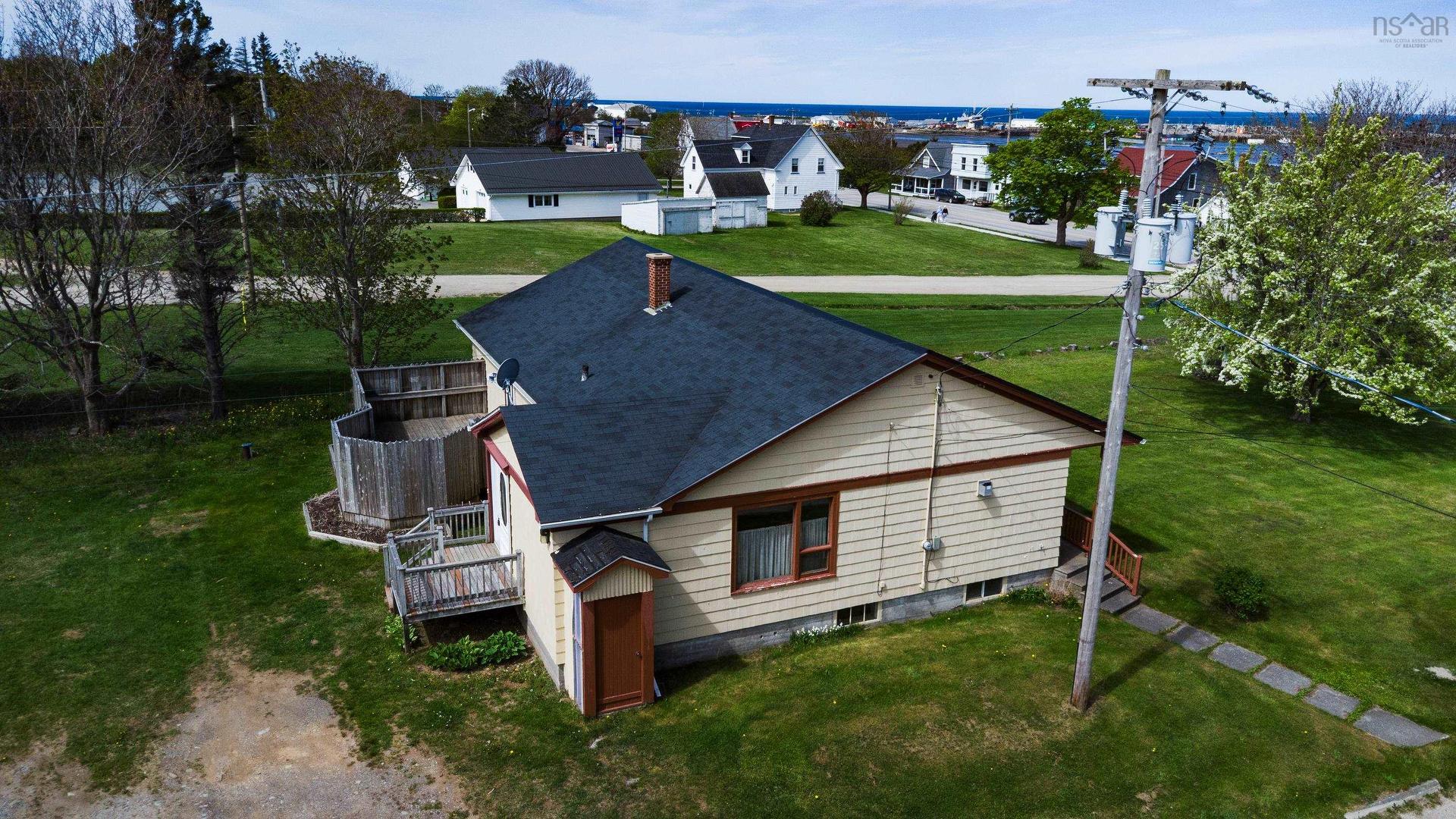 8370 Highway 1, Meteghan, NS