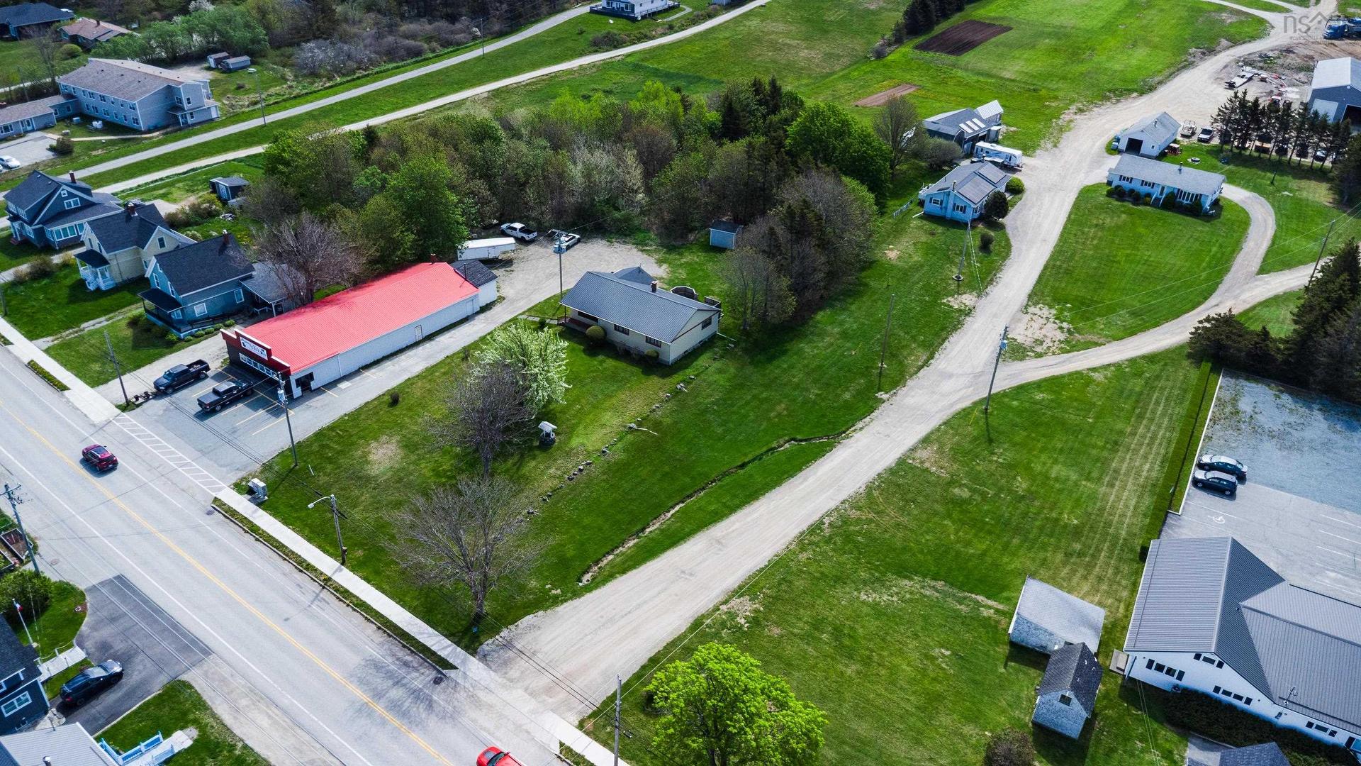 8370 Highway 1, Meteghan, NS