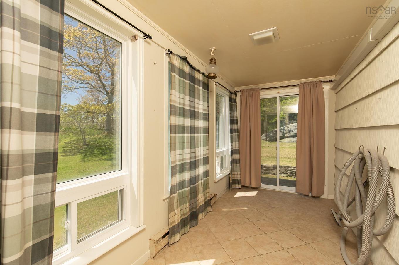 86 Highway 304, Overton, NS