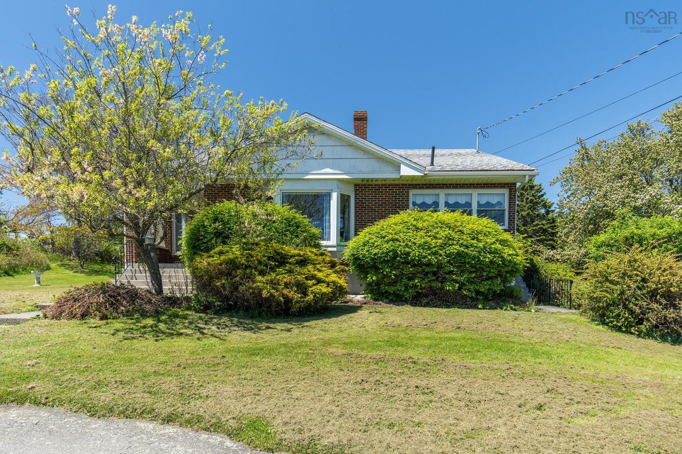 86 Highway 304, Overton, NS