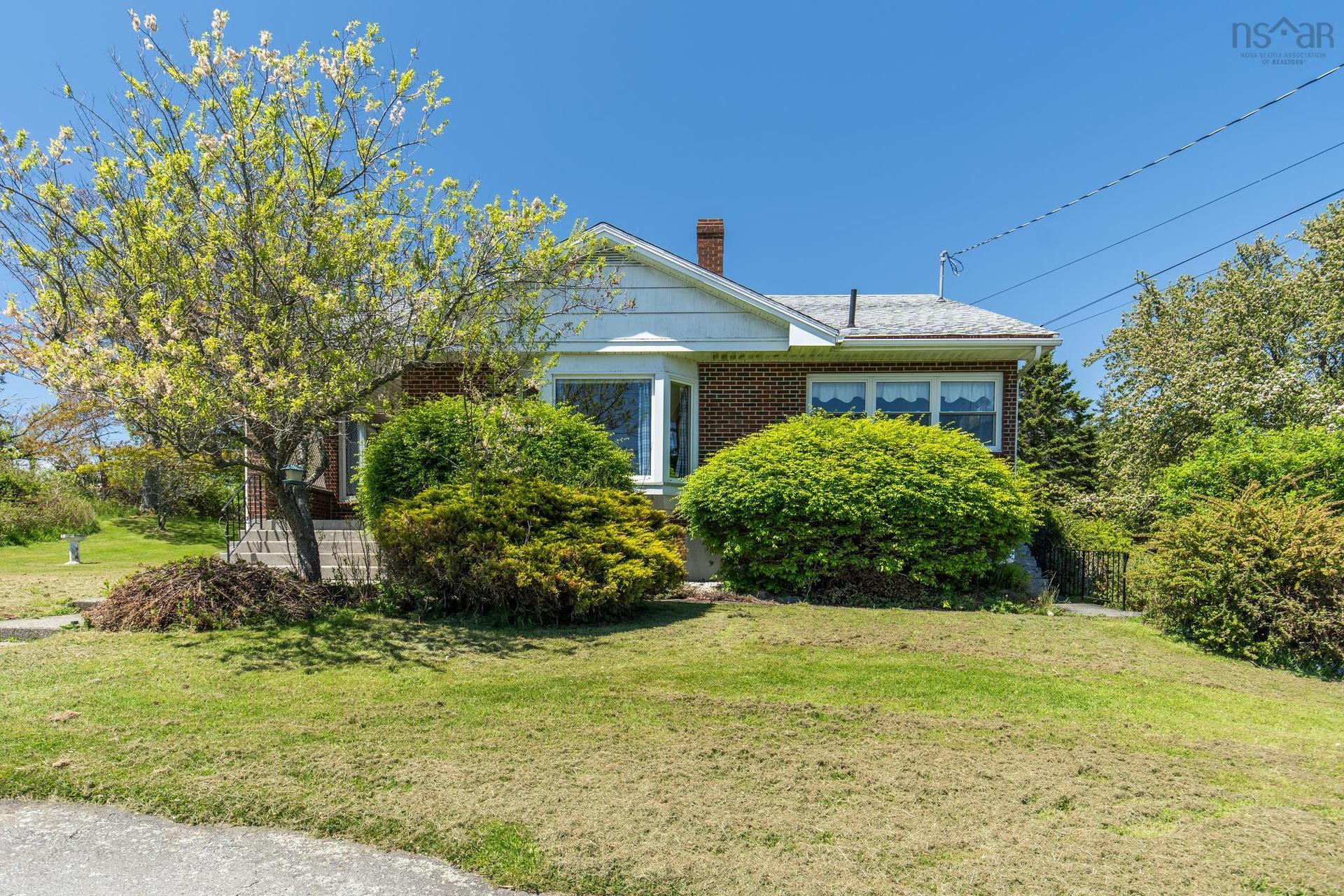 86 Highway 304, Overton, NS