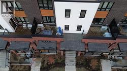 287 CHAPEL HILL Drive Kitchener, ON N2R 0S4