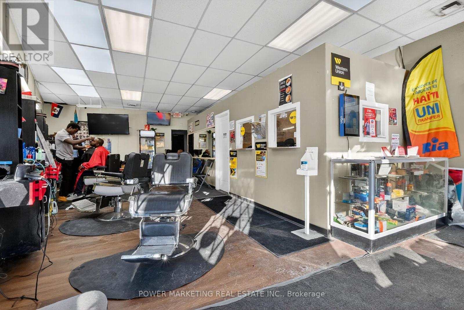 411 Mcarthur Avenue, Ottawa, ON