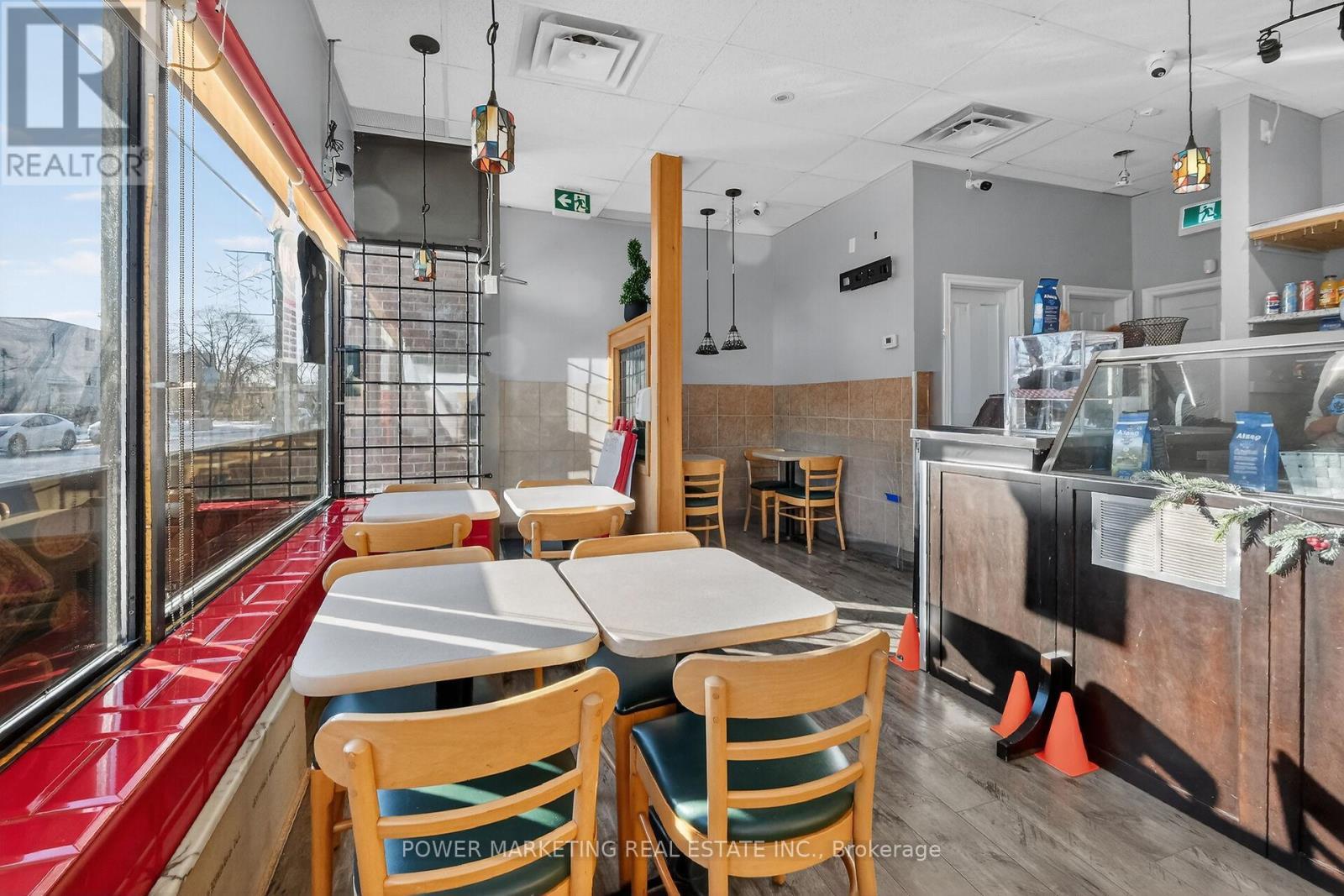 411 Mcarthur Avenue, Ottawa, ON