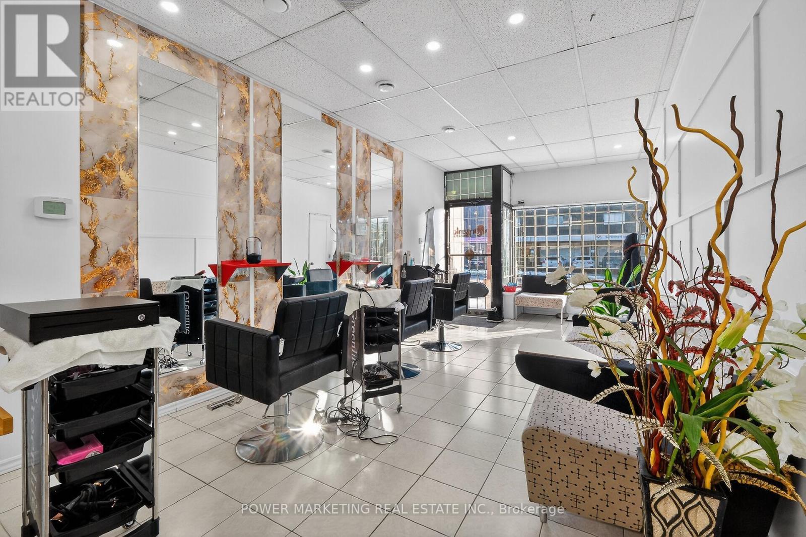 411 Mcarthur Avenue, Ottawa, ON