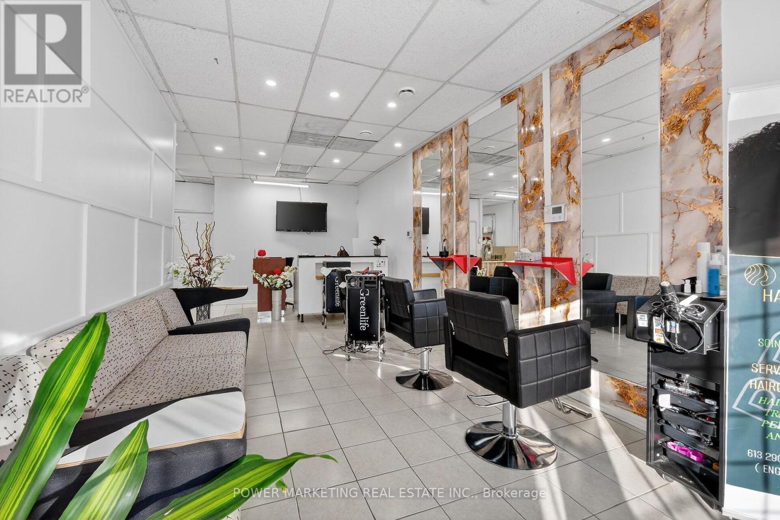 411 Mcarthur Avenue, Ottawa, ON