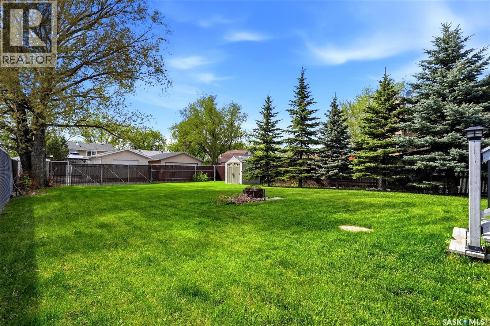 306 Howe Place, Regina, SK - Outdoor