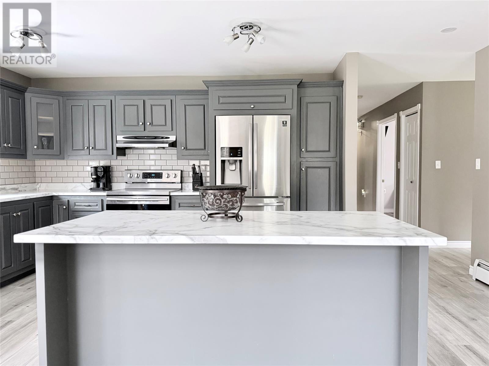 153 Main Street, Lourdes, NL - Indoor Photo Showing Kitchen With Upgraded Kitchen