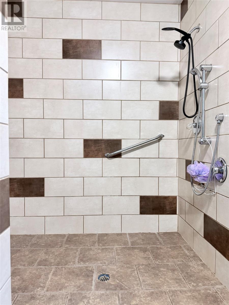 153 Main Street, Lourdes, NL - Indoor Photo Showing Bathroom