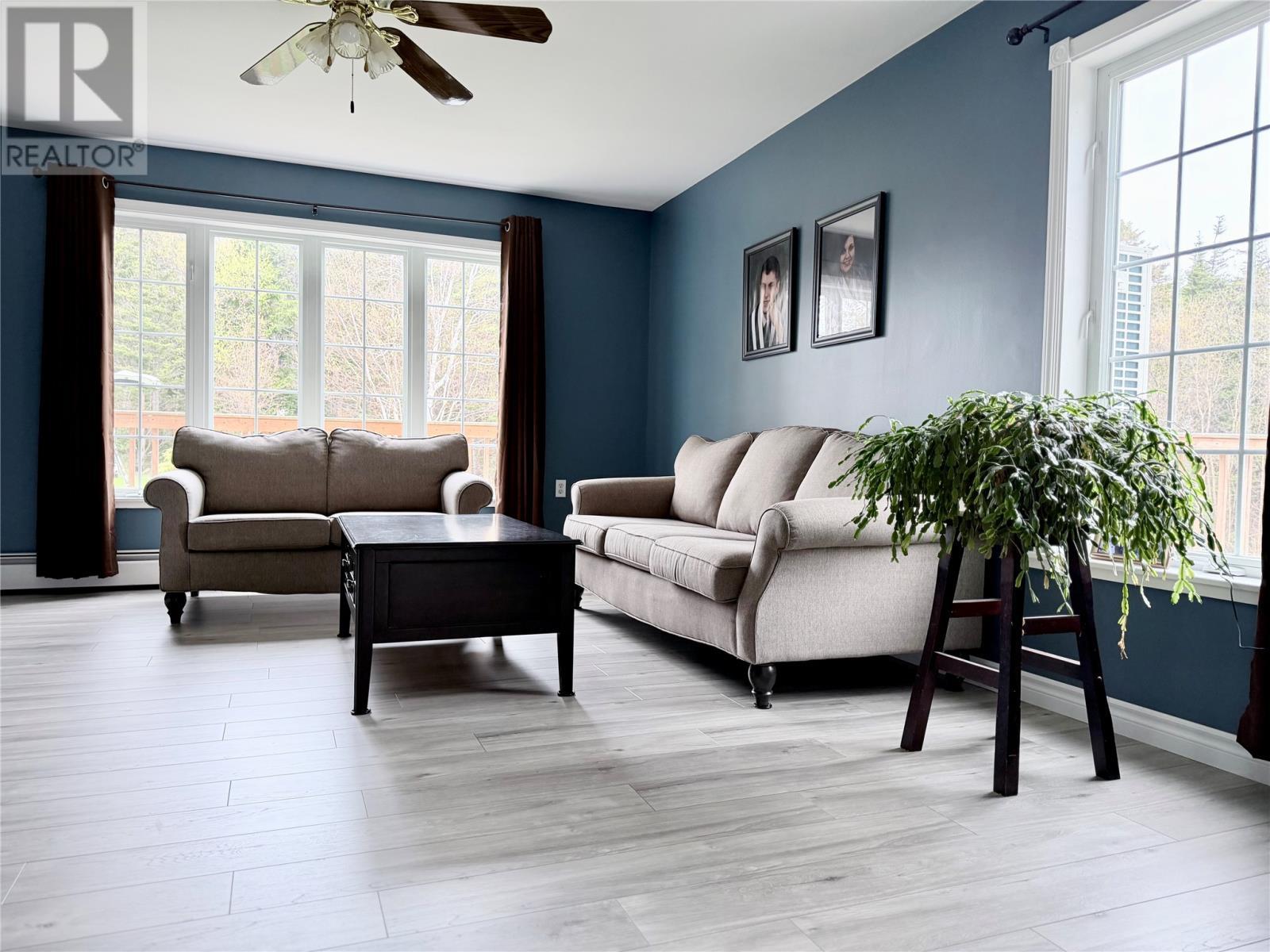 153 Main Street, Lourdes, NL - Indoor Photo Showing Living Room