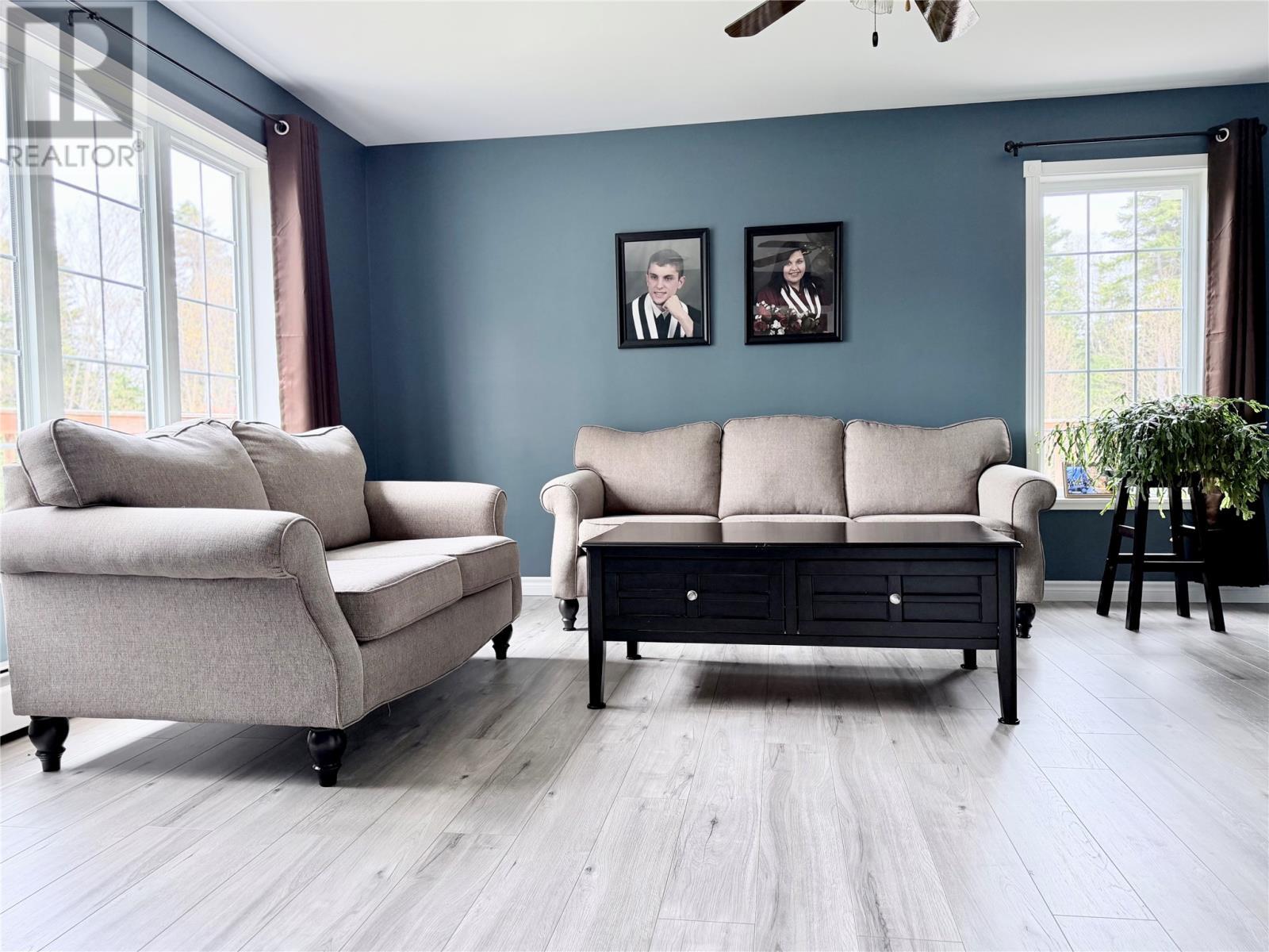 153 Main Street, Lourdes, NL - Indoor Photo Showing Living Room