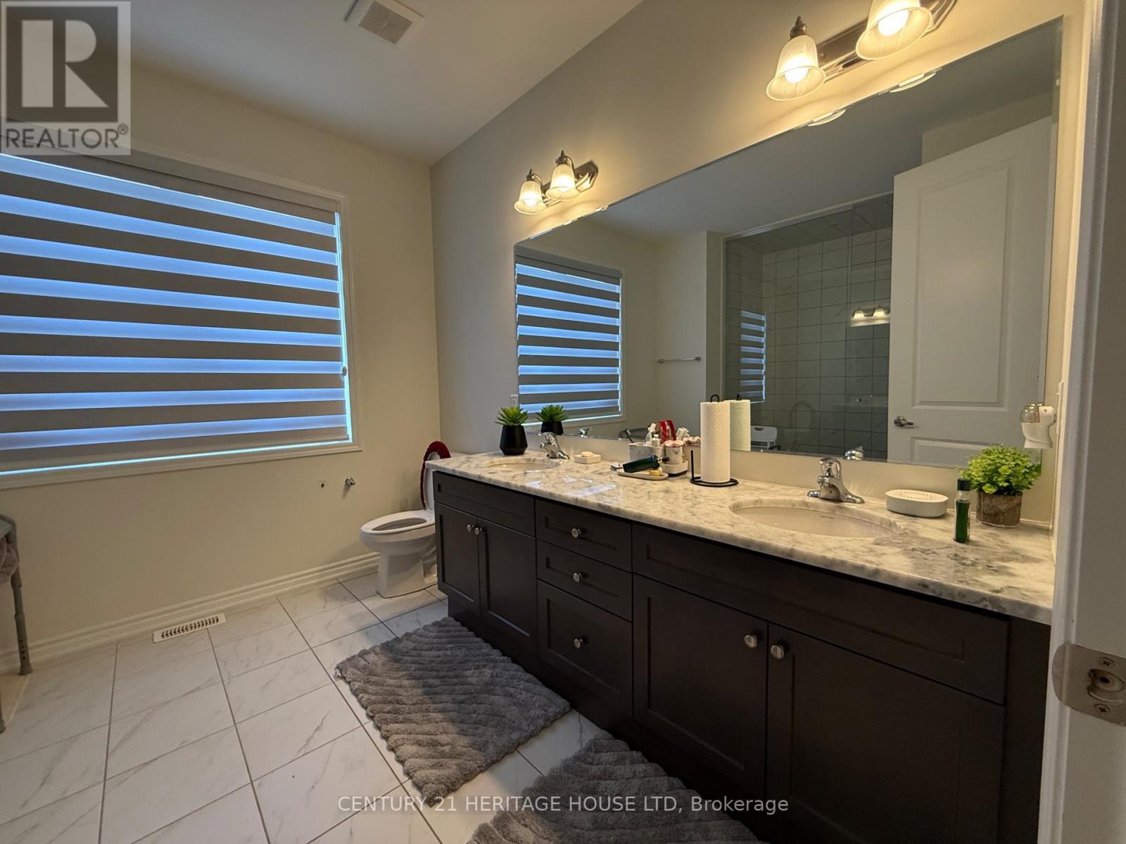 18 Dolucci Crescent E, Brampton, ON - Indoor Photo Showing Bathroom