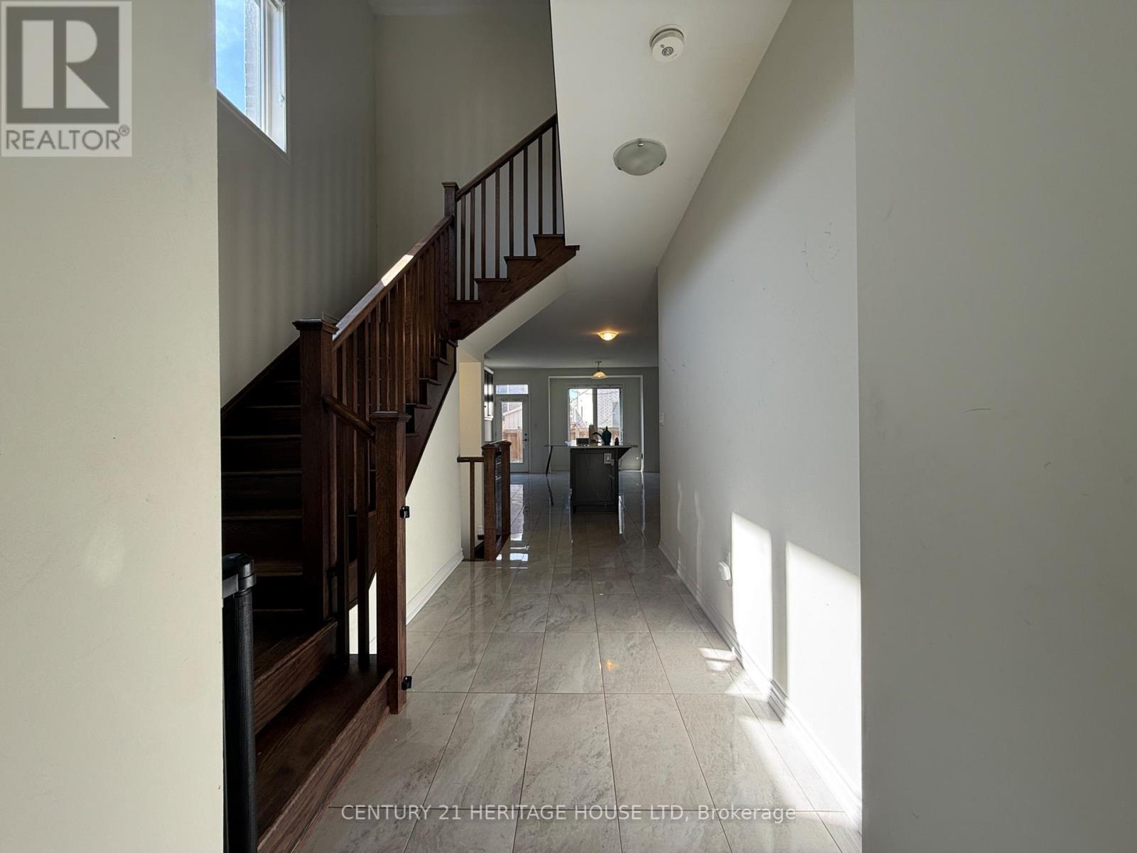 18 Dolucci Crescent E, Brampton, ON - Indoor Photo Showing Other Room