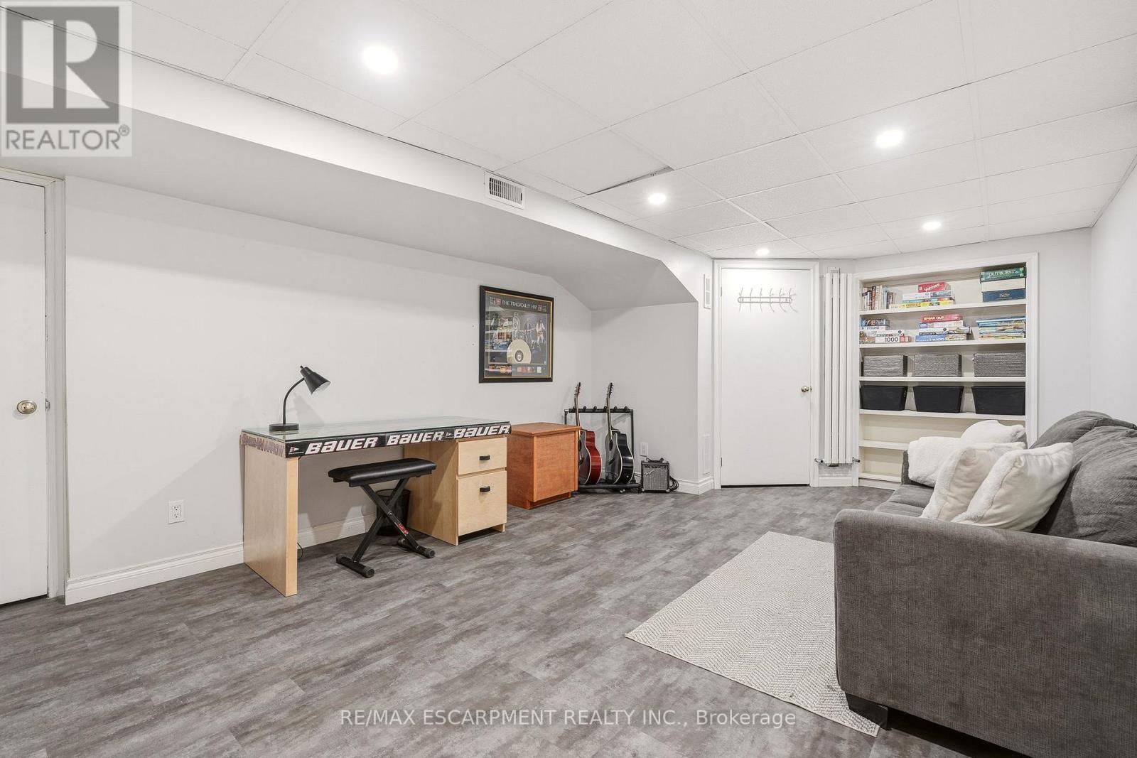 600 Deborah Crescent, Burlington, ON - Indoor