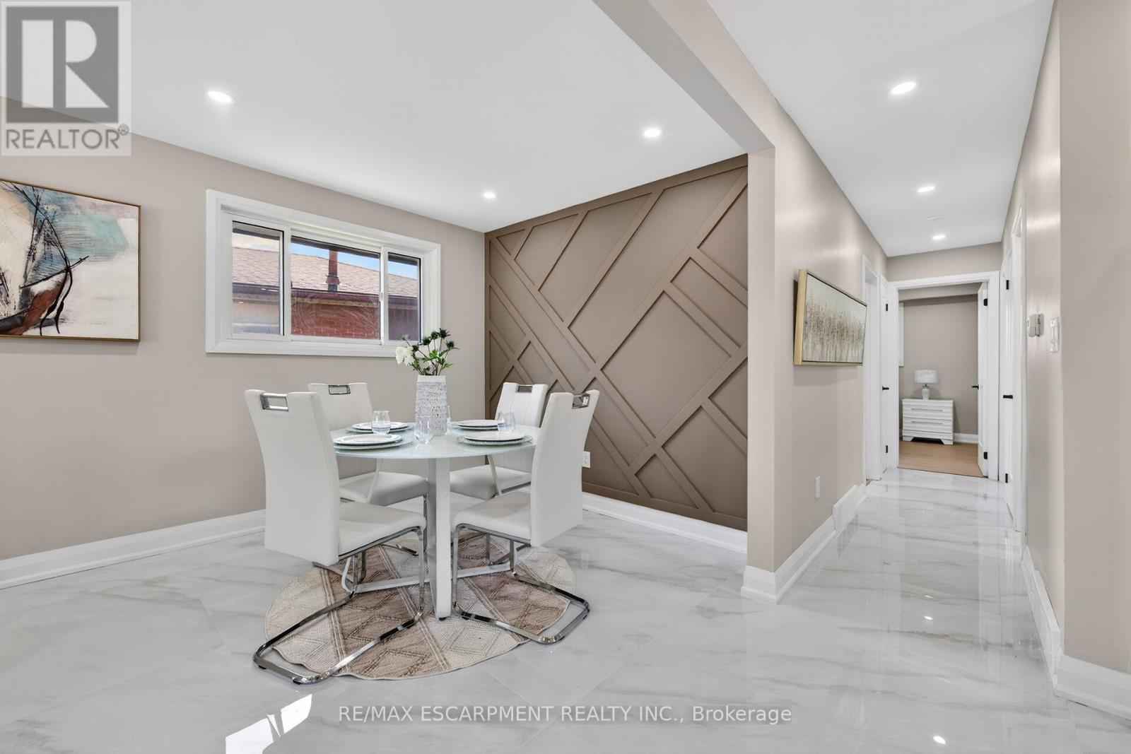 83 Riverdale Drive, Hamilton, ON - Indoor