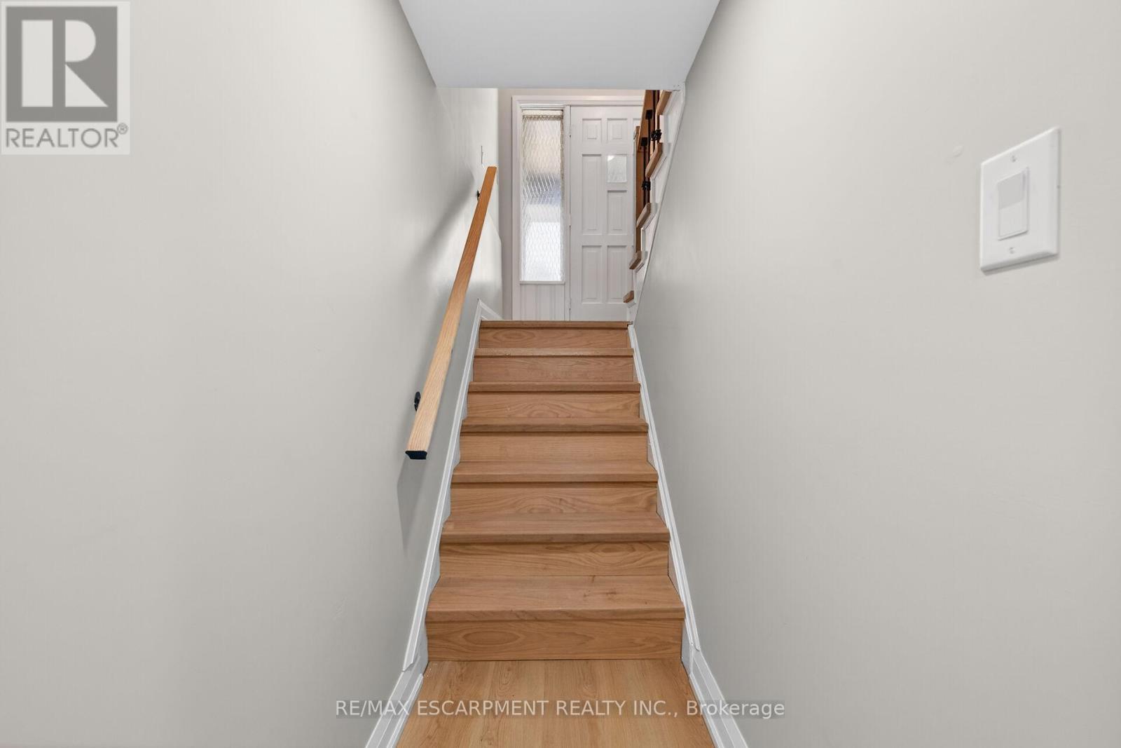 83 Riverdale Drive, Hamilton, ON - Indoor Photo Showing Other Room