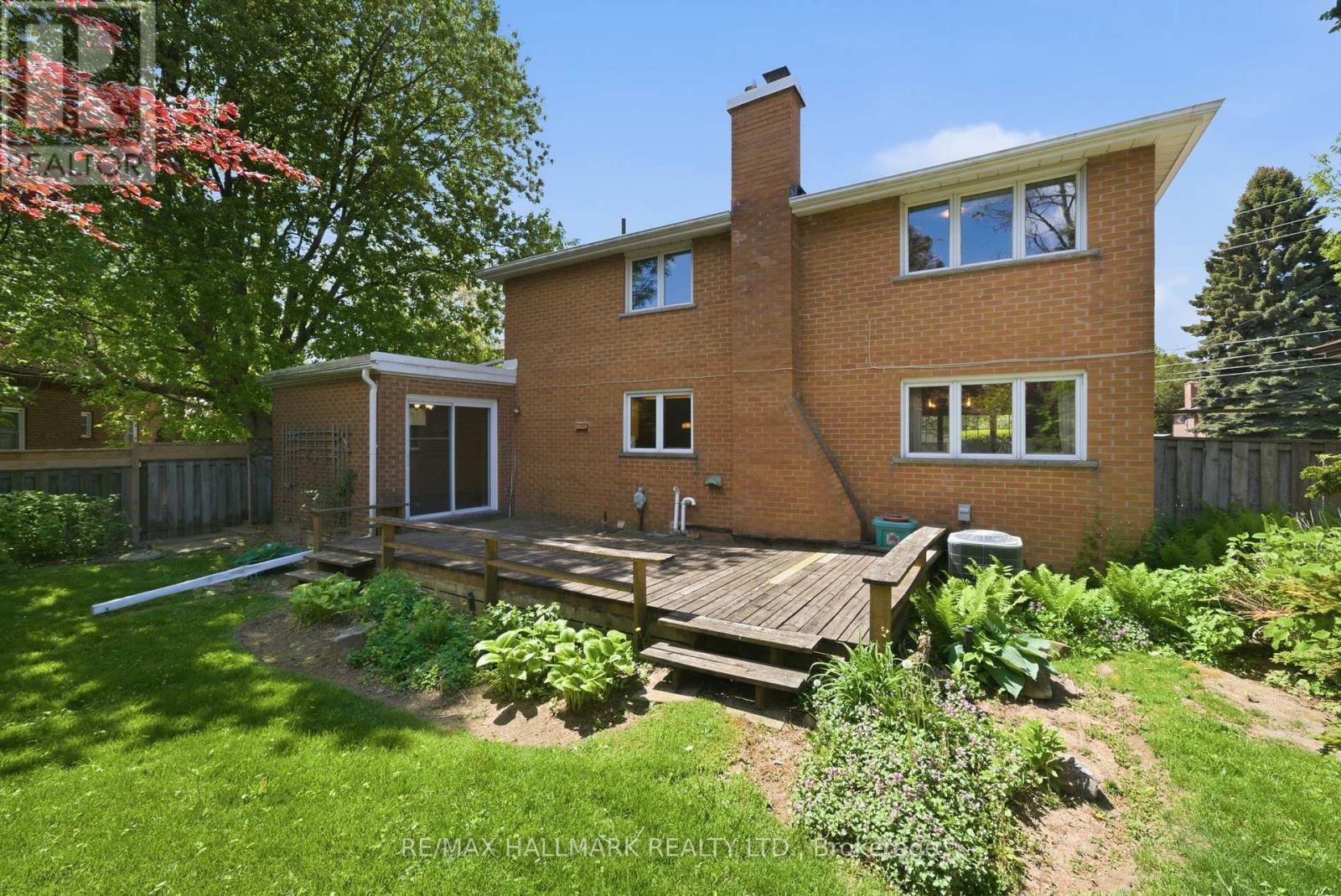5 Bethune Boulevard, Toronto, ON - Outdoor With Exterior