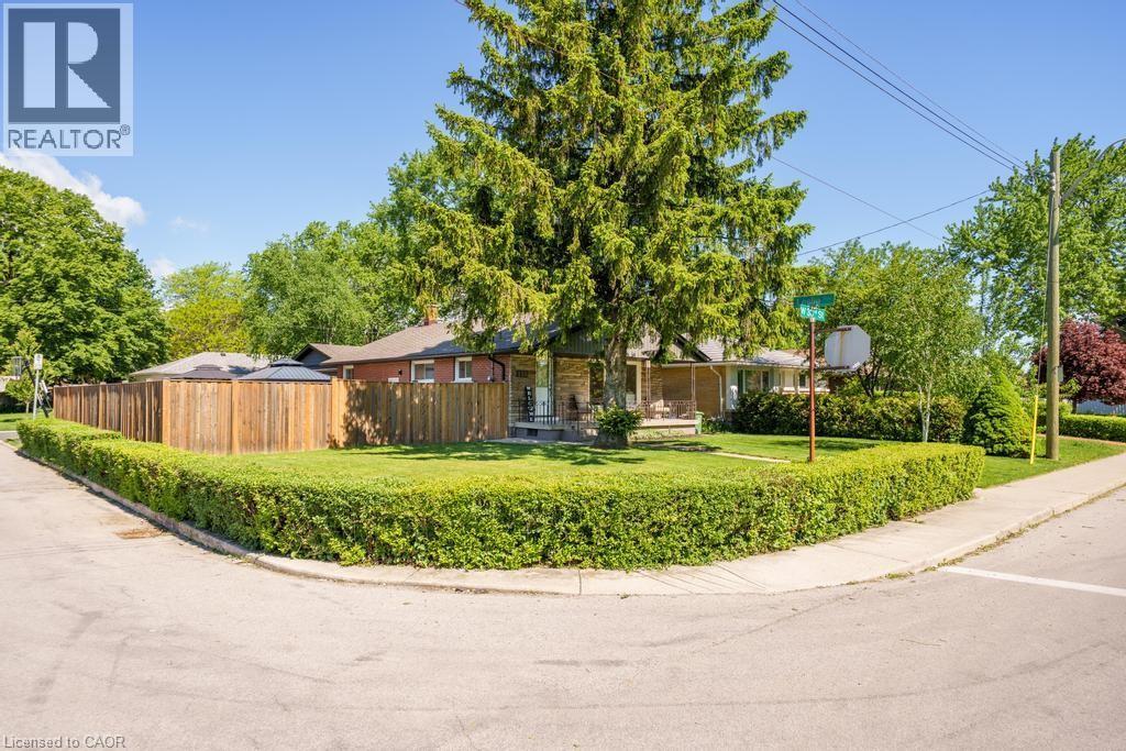 118 West 33Rd Street, Hamilton, ON - Outdoor