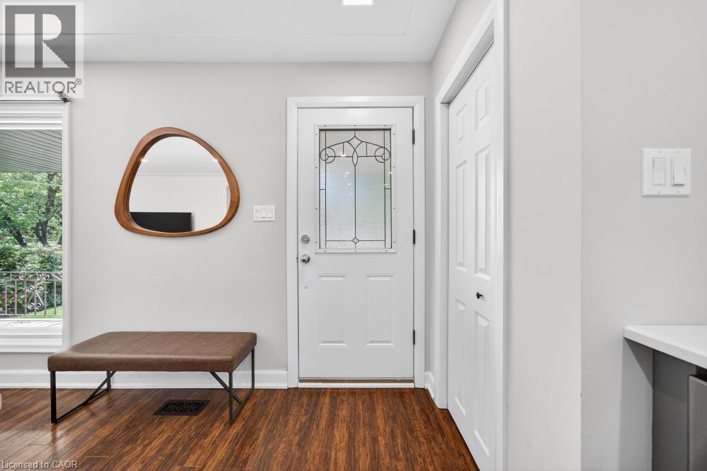 118 West 33Rd Street, Hamilton, ON - Indoor Photo Showing Other Room