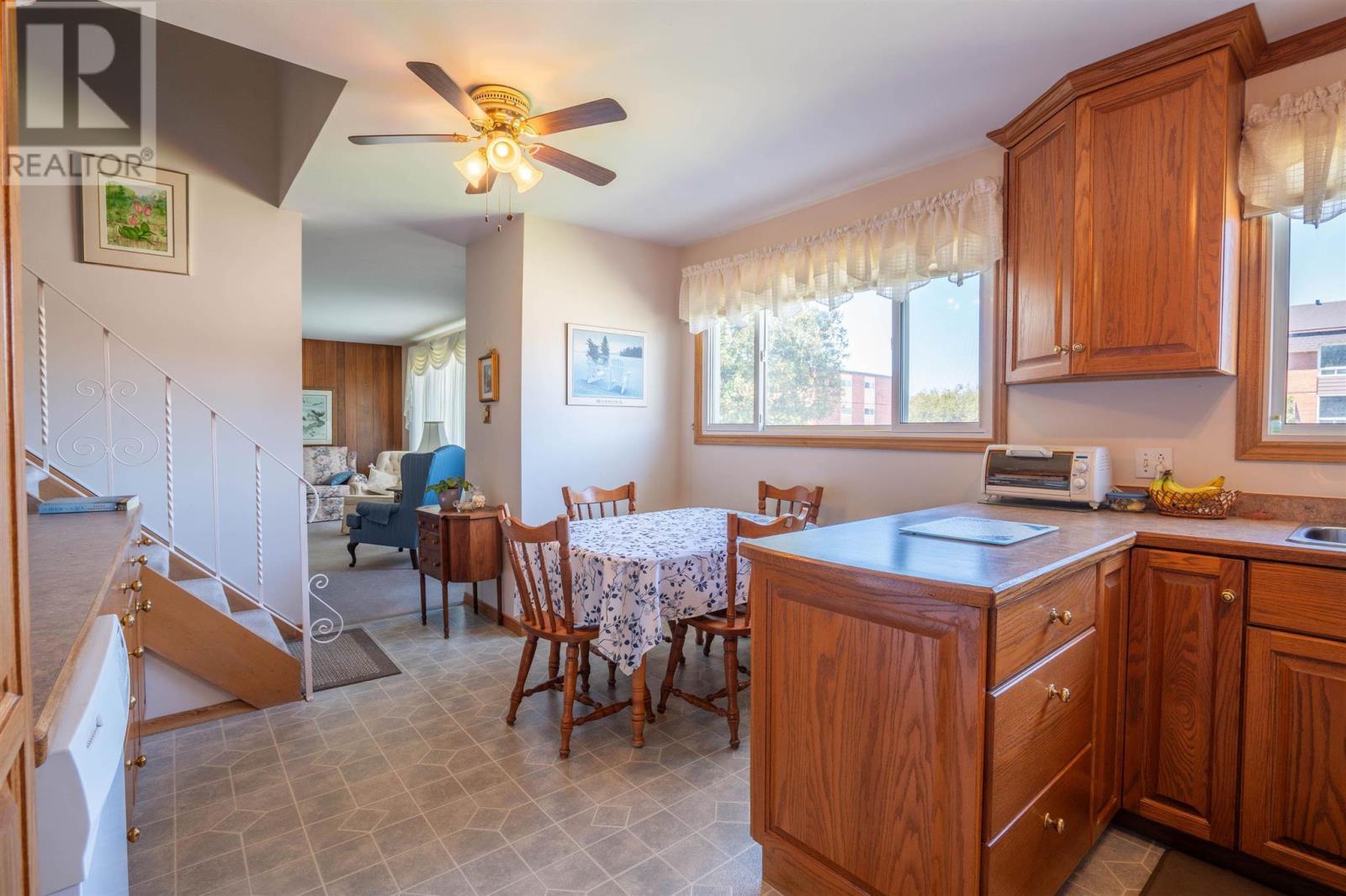617 Mcnabb St, Sault Ste. Marie, ON - Indoor